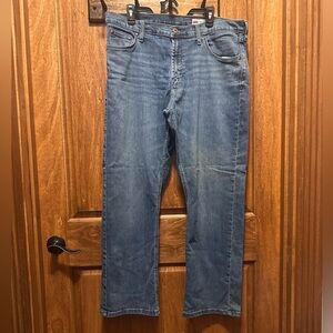 Wrangler Men’s Medium Blue Bootcut Jeans
